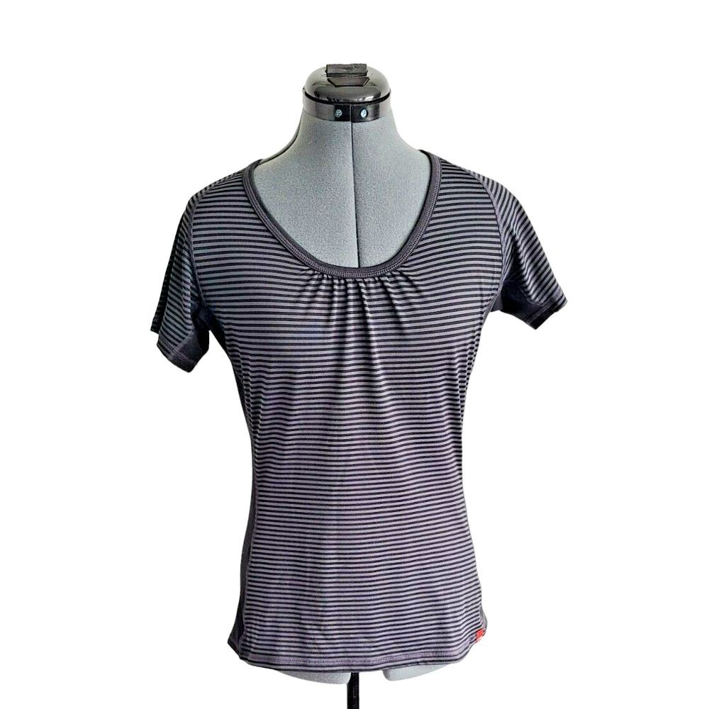 The North Face Womens Gray‎ Striped Performance Short Sleeve Top Size M